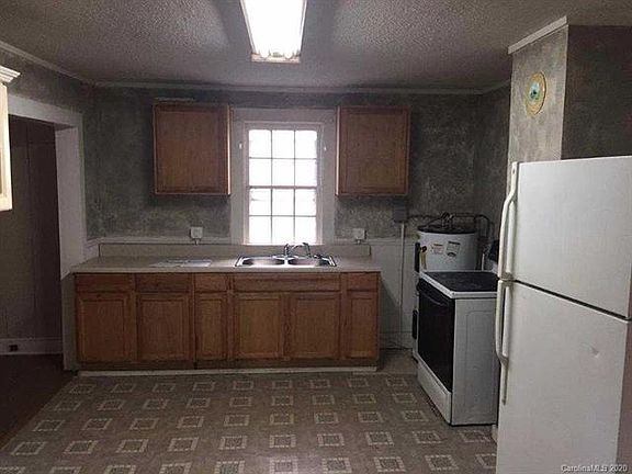 4th image of 808 Wilmington Ave