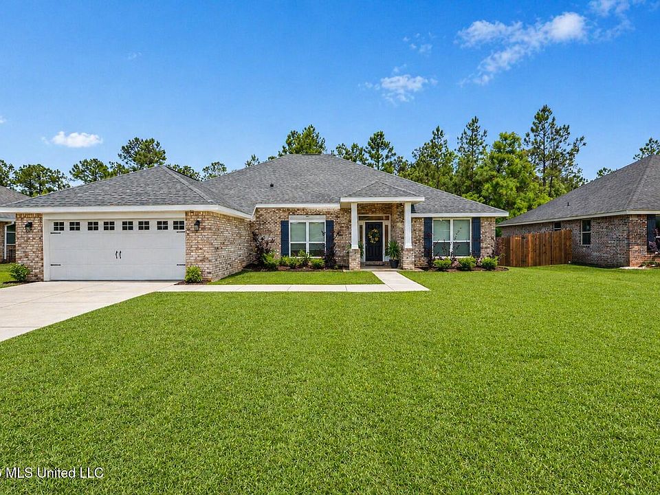 1st image of 6223 Roxanne Way