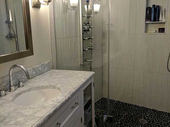3rd image of 91 Holly Cir