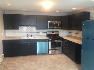 2 Naples Ave #2 J, Woburn, MA 01801