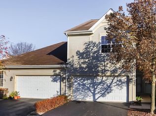 658 Morris Ct, Lakemoor, IL 60051