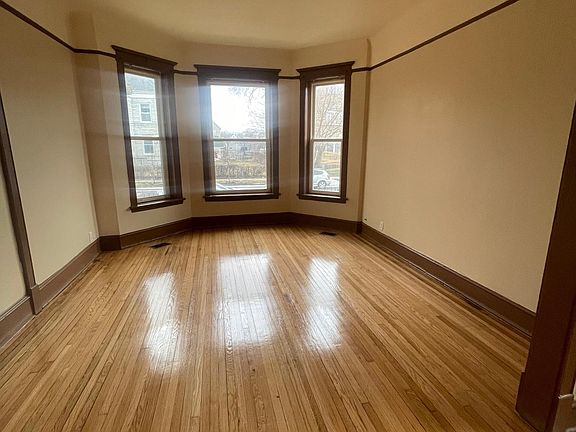 2nd image of 5542 S Peoria St #1