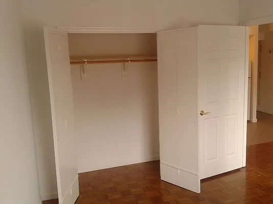 Rented by Metro Garden Realty NYC | media 21