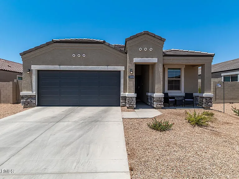 2418 E Santa Barbara Trl — Photo 1