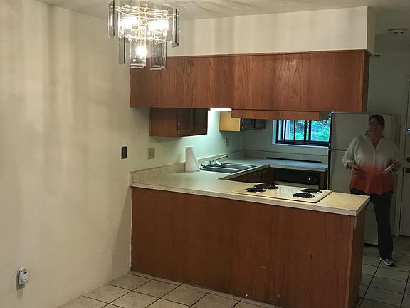 5th image of 5405 NW 20th Way APT C