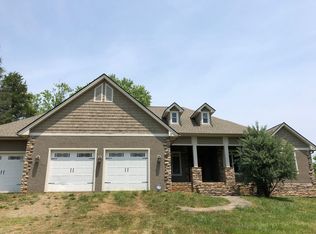 32 Peek Ridge Ln, Asheville, NC 28806