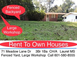 71 Meadowlane Dr, Laurel, MS 39440