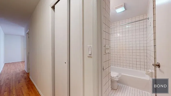 Rented by Bond New York | media 24