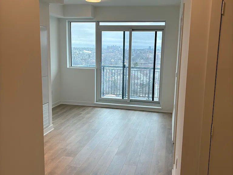 1185 Dupont St #1403 — Photo 26