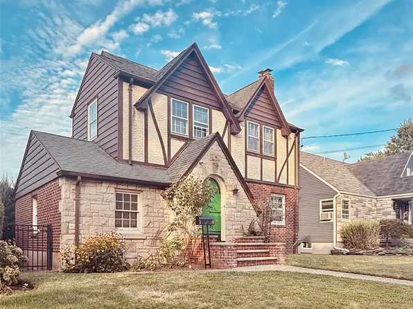 121 Central Ave, Hasbrouck Heights, NJ 07604