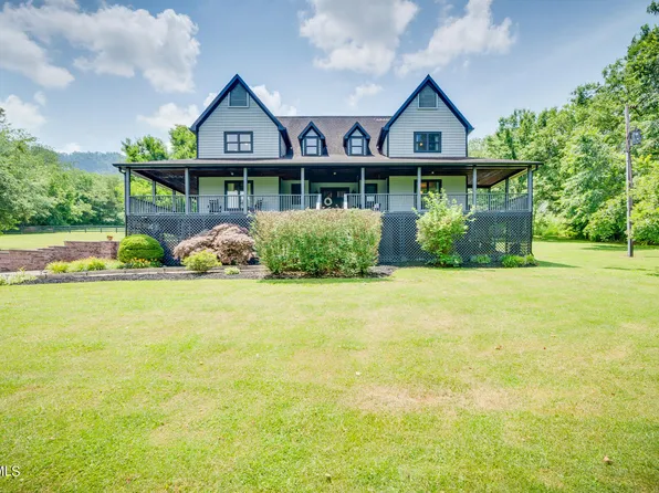 3017 Old Woodway Rd, Dryden, VA 24243