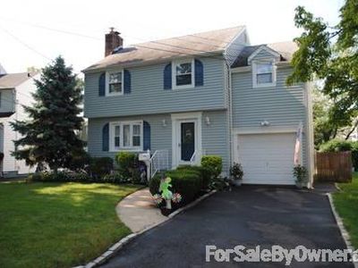 1930 Oakwood Pkwy, Union, NJ, 07083