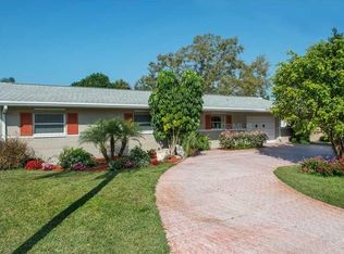 1211 Robin Rd S, Saint Petersburg, FL 33707