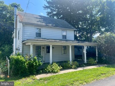 52 Middle St, East Waterford, PA, 17021