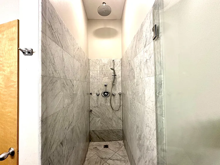 2157 N Damen Ave #305 — Photo 23