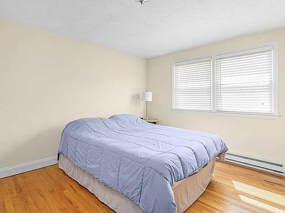 3rd image of 29 Cowesett Ave