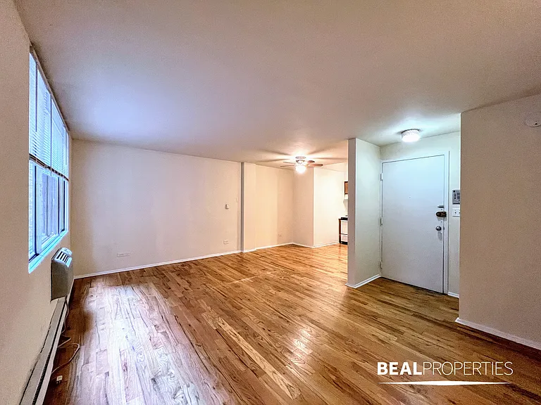 1446 N Dearborn St — Photo 23