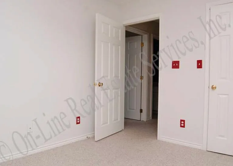4114 Settlers Way — Photo 12