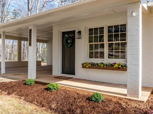3226 Greentree Acres Rd, Valdese, NC 28690