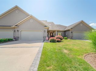 37 Eagle Dr, Endwell, NY 13760