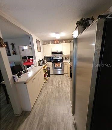 5th image of 3809 E Crawford St