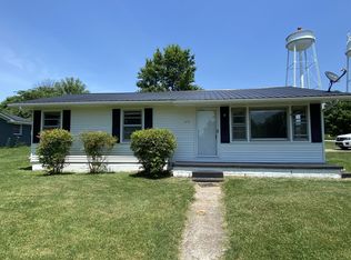 404 Sampson Ave, Adairville, KY 42202