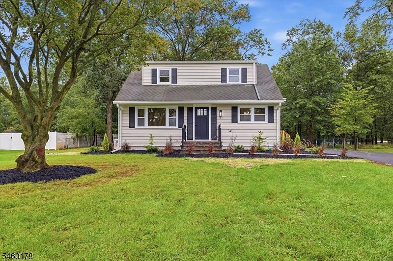 1st image of 127 Brahma Ave