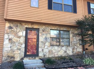 1225 Crest Brook Dr, Knoxville, TN 37923