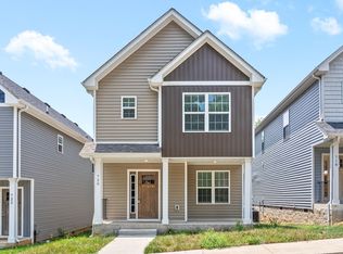 720 Perkins Ave, Clarksville, TN 37040