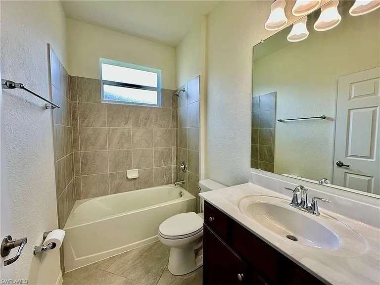 1823 Alameda Dr — Photo 16