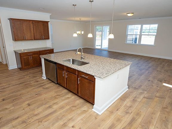 4th image of 472 Cornflower Street #600 Belfort C