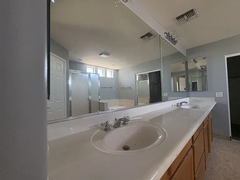 16519 N 71st Ave — Photo 25
