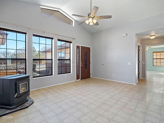 3rd image of 160 S Country Club Dr
