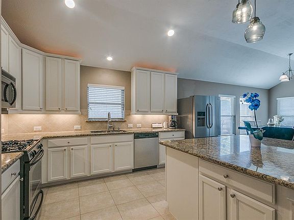 5th image of 12627 Ember Village Ln