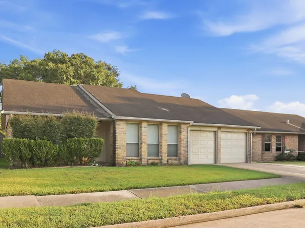 16231 Los Altos Dr, Houston, TX 77083