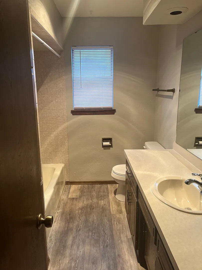 4013 Harpers Ferry — Photo 4