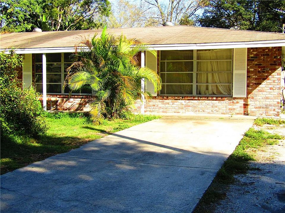2nd image of 4828 Barcelona Ave