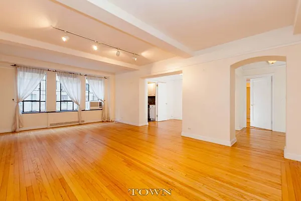 Rented by Town Residential | media 2