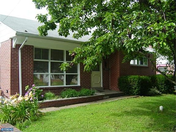 2nd image of 2245 Highland Ave