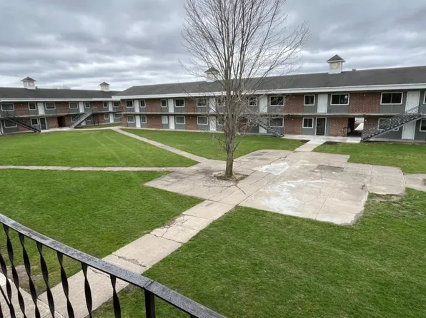 49 W Main St #A-5, Canton, NY 13617