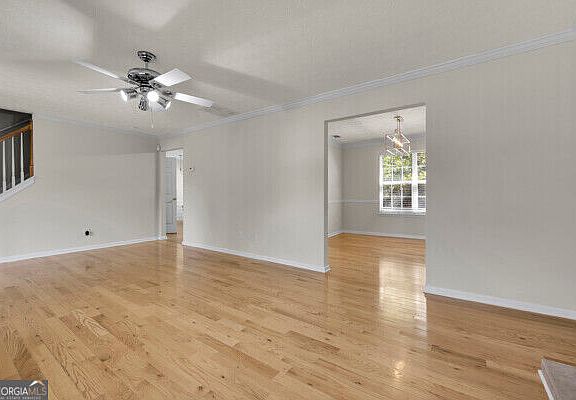 5th image of 4230 Crestside Rdg