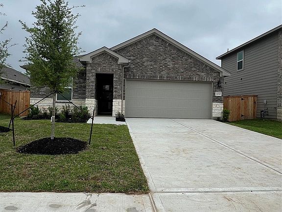 2nd image of 14330 Azalea Tree Dr