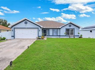 438 Willowbrook DR, LEHIGH ACRES, FL 33972