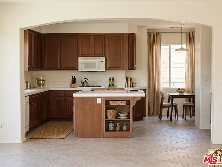 41183 Bank Ct — Photo 8