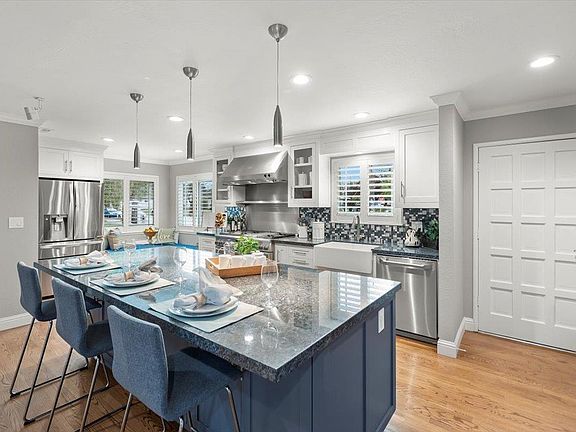 4th image of 15148 Bel Escou Dr