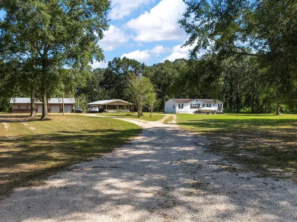 465 County Road 3181, Cleveland, TX 77327