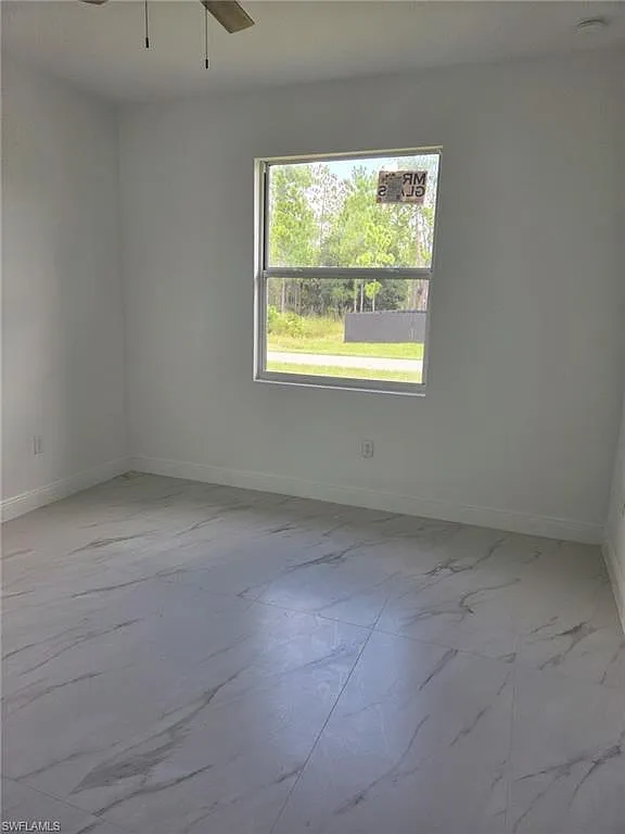 3 bed, 2.0 bath, 1600 sqft, $2,500 — Photo 3