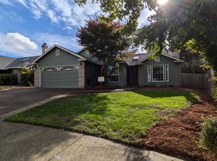 17032 SW Lynnly Way, Sherwood, OR 97140