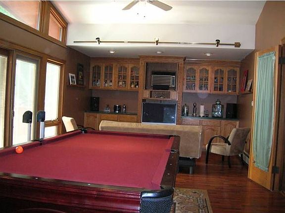 1st Floor Family Room