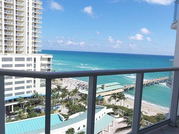 3rd image of 16485 Collins Ave APT 1135